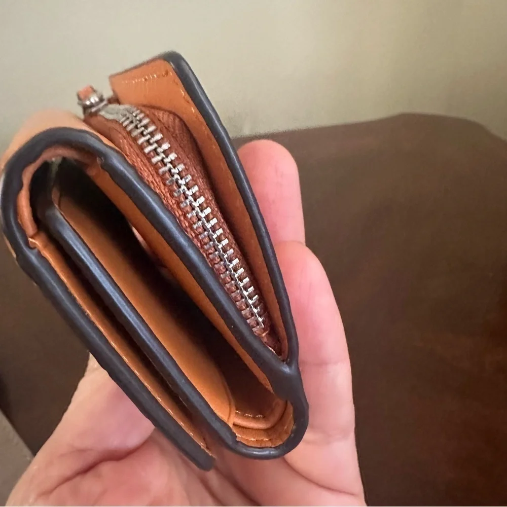 New Coach Micro Wallet